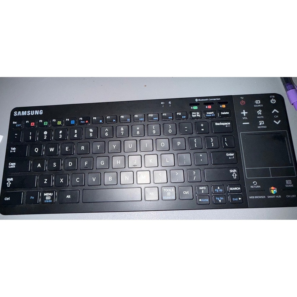 Samsung VG-KBD2000 Smart TV Wireless Bluetooth Keyboard Touchpad Black